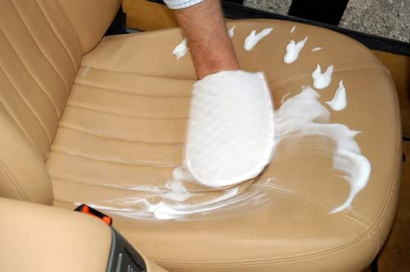 Kit pulizia manutenzione tappezzeria sedili pelle interni auto d'epoca detaling