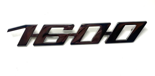 Scritta logo badge cofano posteriore Alfa Romeo Duetto Spider 1600 105 serie